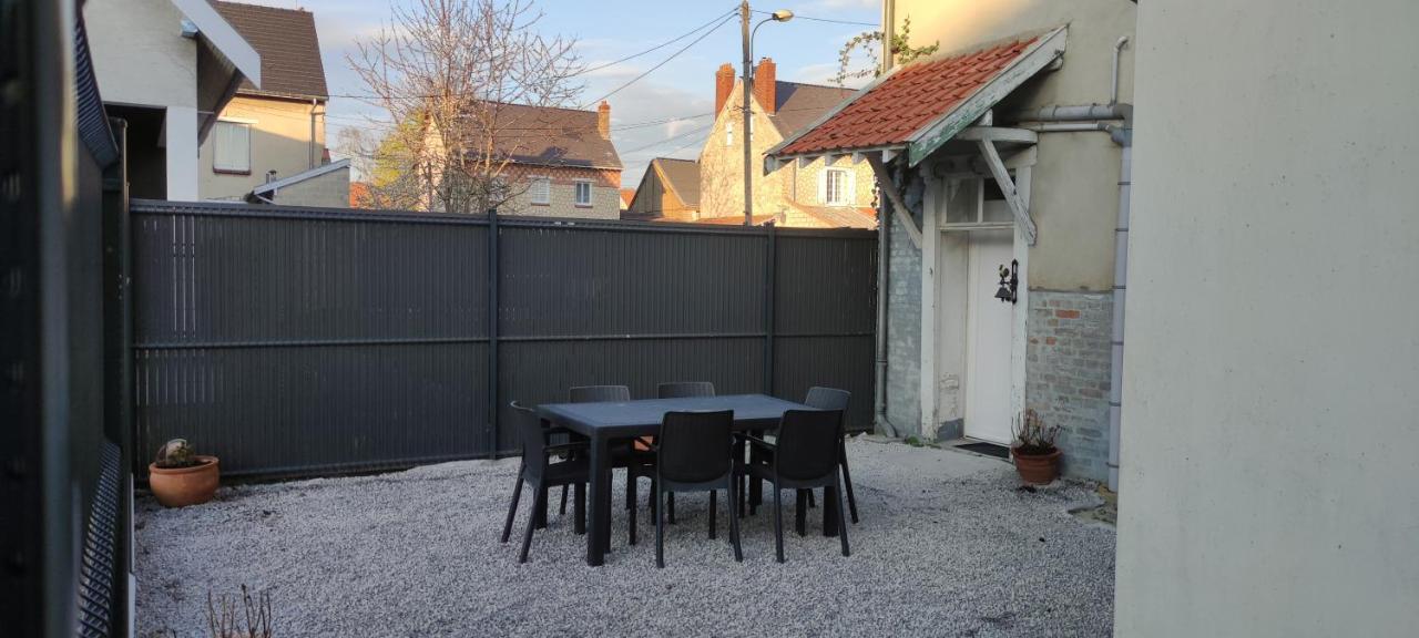 Gite Des Brebis Warmeriville Exterior photo